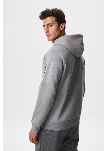 Erkek Regular Fit Koldan Cepli Kapşonlu Sweatshirt K28254627801 fırsatları