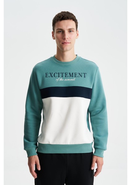 Erkek Regular Fit Yazılı Baskılı Bisiklet Yaka Sweatshirt K28124602701