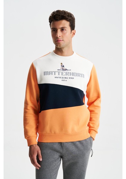 Erkek Regular Fit Çok Renkli Bisiklet Yaka Sweatshirt K28124602801 modelleri