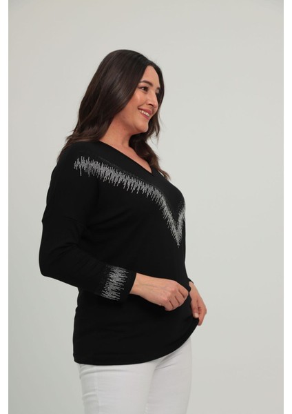 Kadın Çilek Örme Taşlı Detaylı V Yaka Bluz