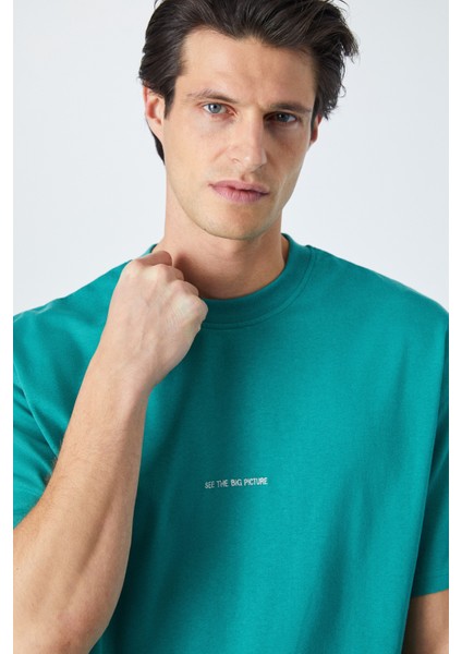 Rıver Erkek Oversize Fit Bol Kesim Nakış Işlemeli Basic Örme Kolej Yeşili T-Shirt