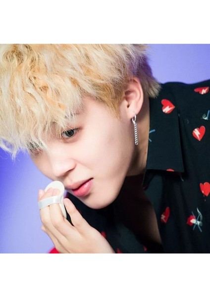 Kpop Jungkook Halka Sallantılı Çelik Küpe