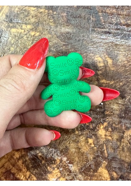 Smile Yazılı Silikon Broş Yaka Çanta Giyim Aksesuarı 4x3 cm modelleri