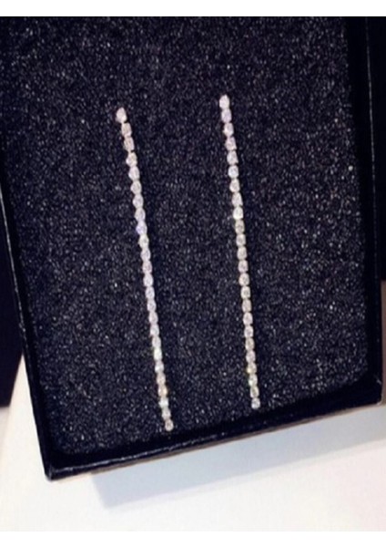 Tek Sıra Kristal Taşlı Sallantı Küpe Dangling Crystal Earrings