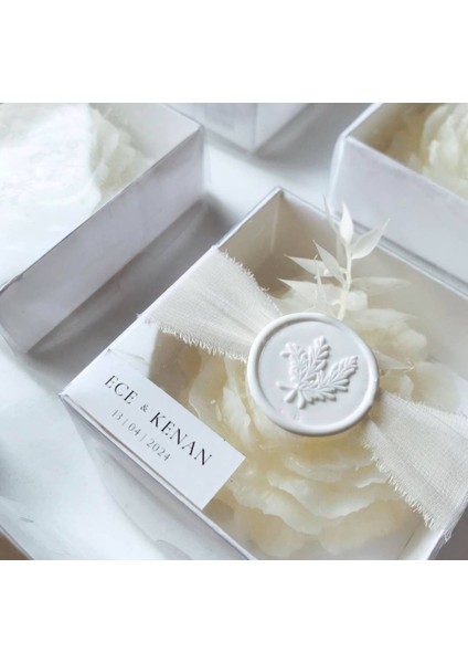 İlya Design Söz Nişan Nikah Bebek Hediyelik Kutulu Şakayık Mum Standart Mühürlü 10 adet modelleri