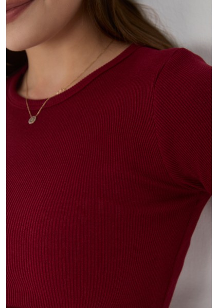 Kadın 3 Lü Kısa Kollu Fitilli Bisiklet Yaka Pamuklu Örme Kaşkorse Crop T-Shirt indirimleri