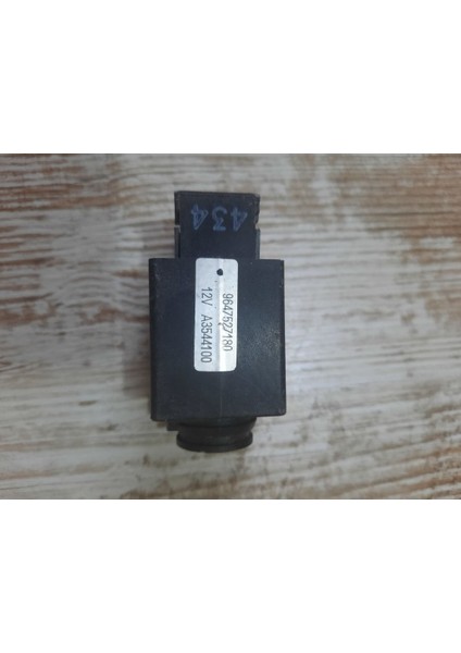 Cıtroen C5 C6 Peugeot 407 607 Sıcaklık Sensörü Ref: 9647527180