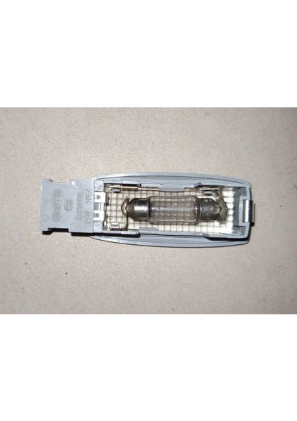 3B0947113 Passat Polo Golf Jetta Tavan Lambası Oem fiyatları