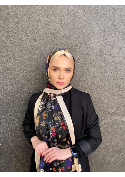Vual Ipek Şal Papatya Desenli Krem Siyah