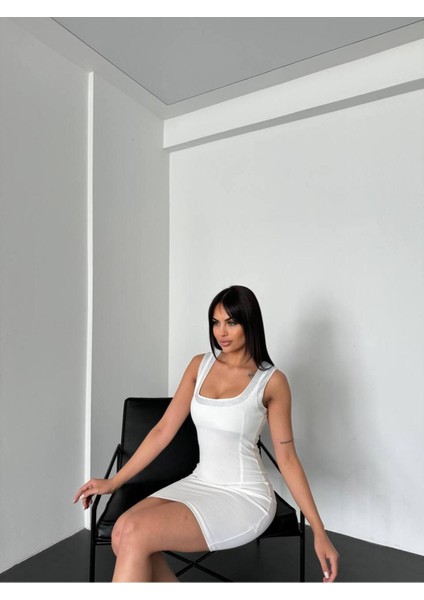 Taşlı Yaka Tasarımlı Şık Kadın Elbise - Mini Bot Şık Gece Elbise