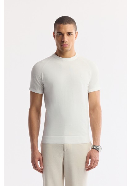Erkek Ekru Bisiklet Yaka Kolları Jakar Detaylı Rayon Triko T-shirt A51Y5005