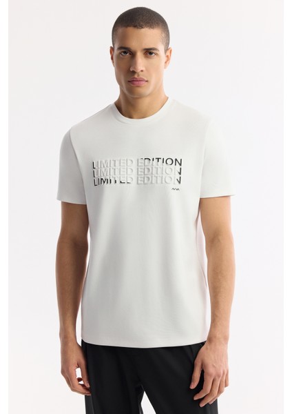 Erkek Beyaz Bisiklet Yaka Baskılı Bi-Stretch İnterlok Regular Fit T-Shirt A51Y1003 fırsatları