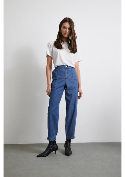 Cep Detaylı Paçası Katlamalı Mom Jean Mavi fiyatları