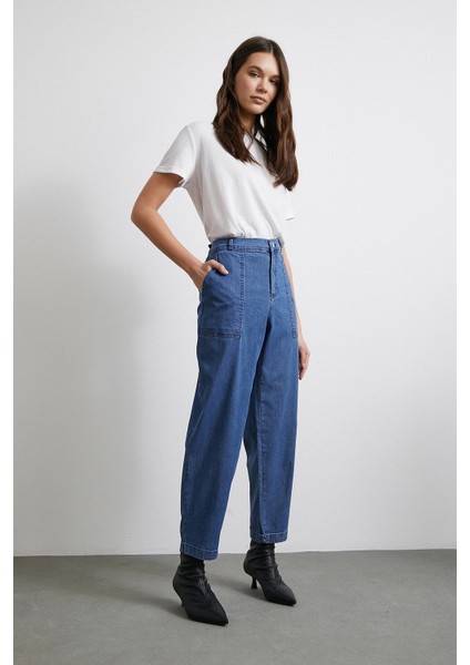 Cep Detaylı Paçası Katlamalı Mom Jean Mavi fırsatları