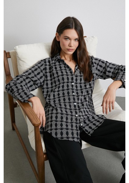 Geometrik Desenli Gömlek Siyah