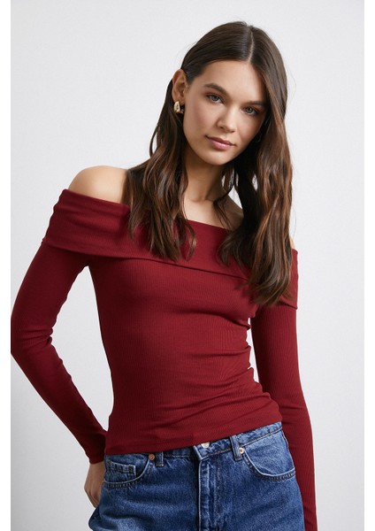 Omzu Açık Kaşkorse Bluz Bordo