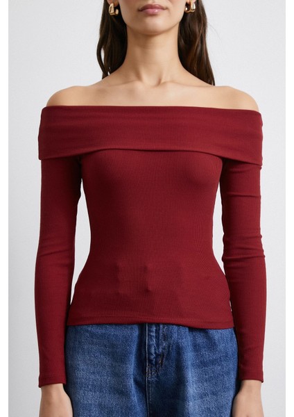 Omzu Açık Kaşkorse Bluz Bordo
