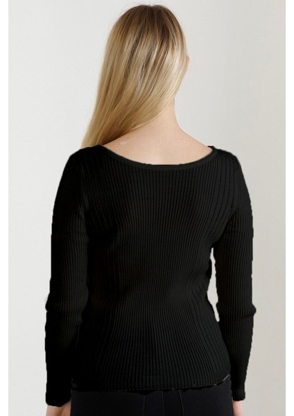 Kadın Siyah Kayık Yaka Triko Kazak fırsatları