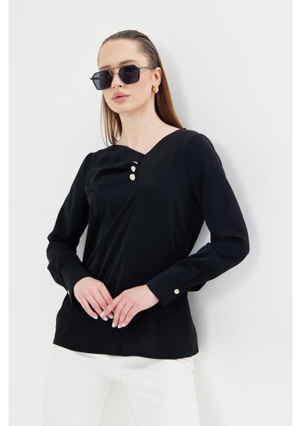 Yakası Pileli ve Düğme Detaylı Gömlek Siyah