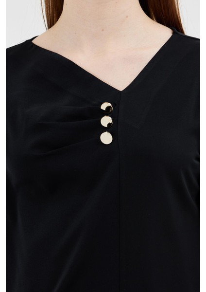 Yakası Pileli ve Düğme Detaylı Gömlek Siyah fırsatları