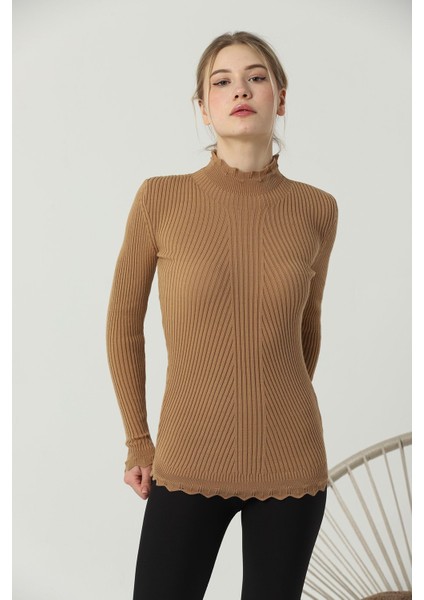 Kadın Kamel Kol ve Yaka Ucu Dantel Fırfır Detay Yarım Balıkçı Triko Kazak fiyatları