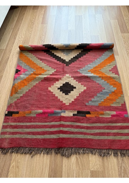 109X145 cm Geometrik Desenli El Dokuma Kilim, Anadolu Yün Kilim, Göz Motifi, Pembe Renk Bohem Stili Kilim fiyatları