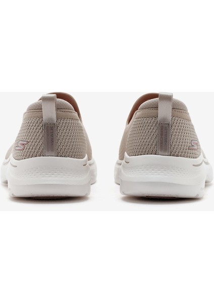 Go Walk 7 - Ivy Kadın Bej Yürüyüş Ayakkabısı 125218 Tpe indirimleri