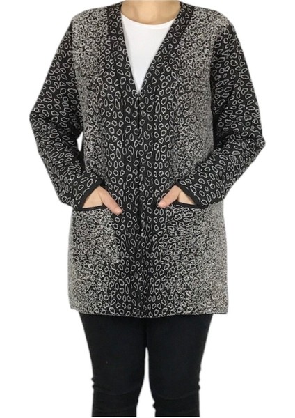 Kadın Önü Agraflı Cepli Desenli Kalın Kışlık Hırka