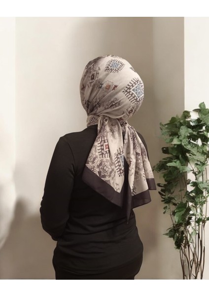 Ithal Krep Etnik Desen Şal