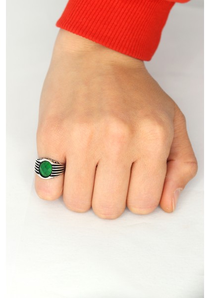 Zümrüt Taşlı Oval Model 925 Ayar Gümüş Çocuk Yüzük 201023743 fırsatları