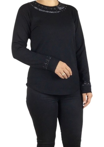 Kadın Yakası ve Kolları Taşlı Spor Bluz modelleri