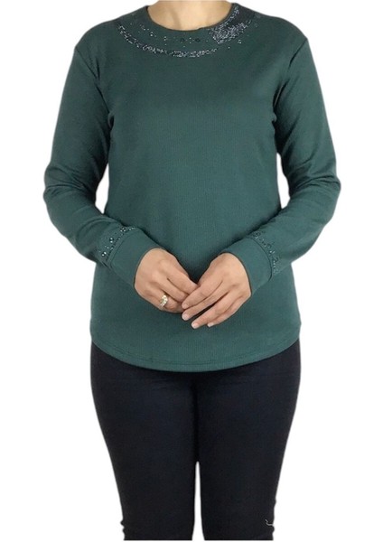 Kadın Yakası ve Kolları Taşlı Spor Bluz