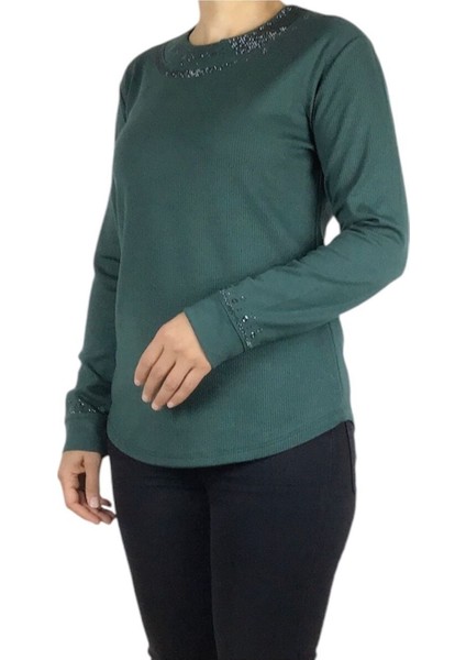 Kadın Yakası ve Kolları Taşlı Spor Bluz fiyatları