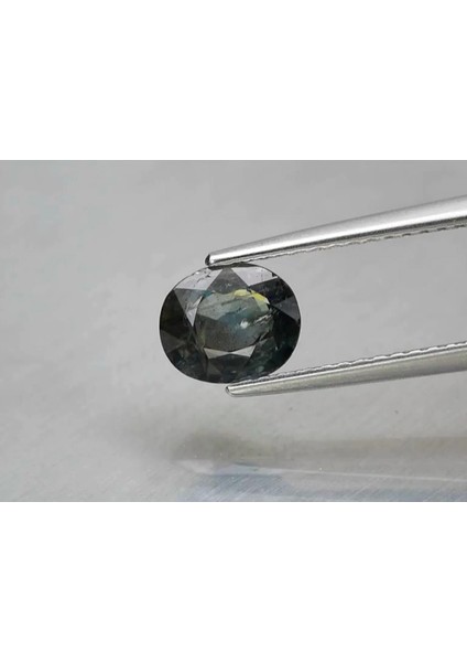 1.19 Ct 6.7x5.7 mm Oval Blue-Green Sapphire Unheated Tanzania, Africa