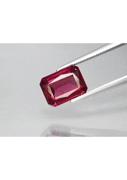 2.22 Ct 8.5x6.3 mm Octagon Natural Purplish Pink Rhodolite Garnet, Tanzania