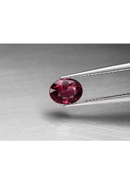 1.56 Ct 7.7x6 mm Vvs Oval Natural Purplish Pink Rhodolite Garnet