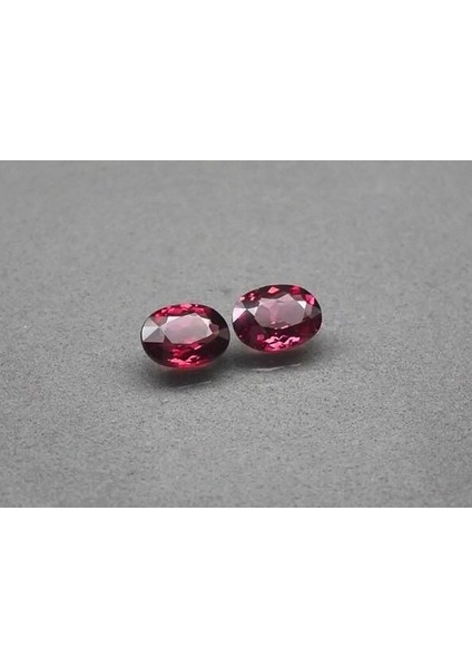 Pair 2PCS/2.87 Ct T.w Oval Natural Purplish Pink Rhodolite Garnet, Madagascar