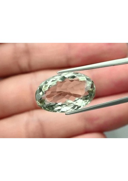 12.19 Ct 19.8x12.7 mm Vs Oval Natural Green Quartz, Brazil