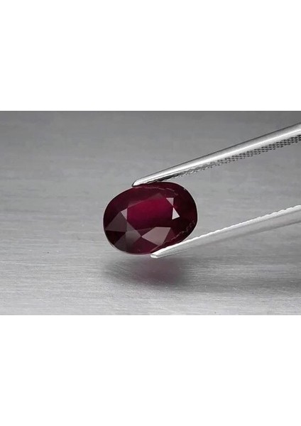 3.92 Ct 10.4x7.6 mm Oval Natural Reddish Purple Rhodolite Garnet, Africa