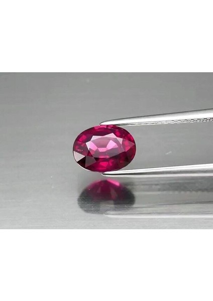 2.05 Ct 8.2x6.3 mm Oval Natural Purplish Pink Rhodolite Garnet, Africa