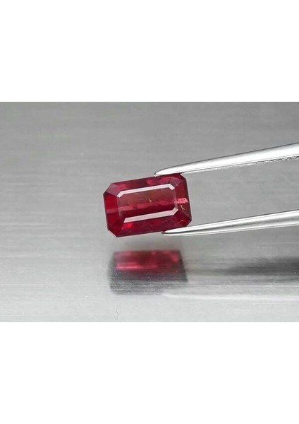 2.17 Ct 8.2x5.5 mm Octagon Natural Purplish Pink Rhodolite Garnet, Madagascar