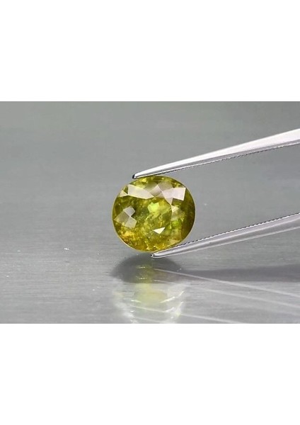 4.19 Ct 10x9 mm Oval Natural Yellowish Green Sphene Madagascar, Adamantine Luster