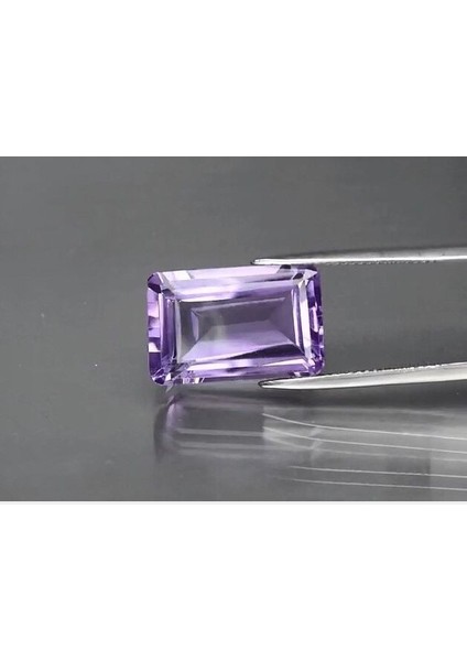 17.75 Ct 18.2x11.7 mm Vs Octagon Natural Unheated Purple Amethys, Uruguay