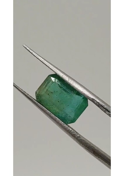 2.95 Ct 10.1x6.7 mm Octagon Natural Emerald