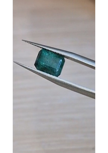 2.14 Ct 7.9x6.2 mm Octagon Natural Emerald Zambia
