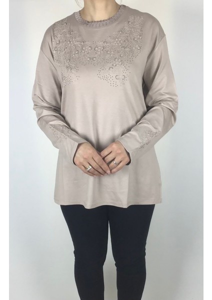 Kadın Likralı Turlu Viskon Büyük Beden Yaka ve Kolağzı Taşlı ve Işlemeli Bluz