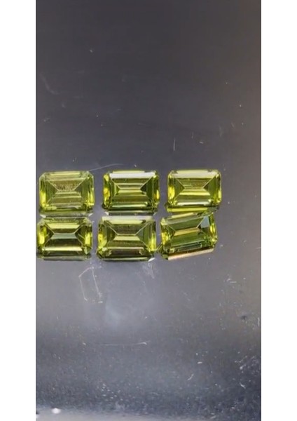 3.71 Ct 6x4 mm Emerald Cut Natural Peridot Pakistan