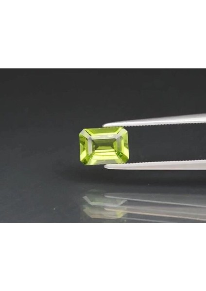 1.58 Ct 8x6 mm Vs Octagon Natural Untreated Green Peridot, Myanmar