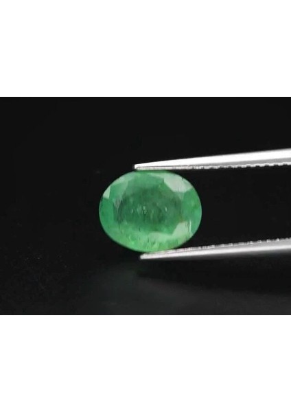 2.15 Ct 9.4x7.5 mm Oval Green Emerald, Ethiopia
