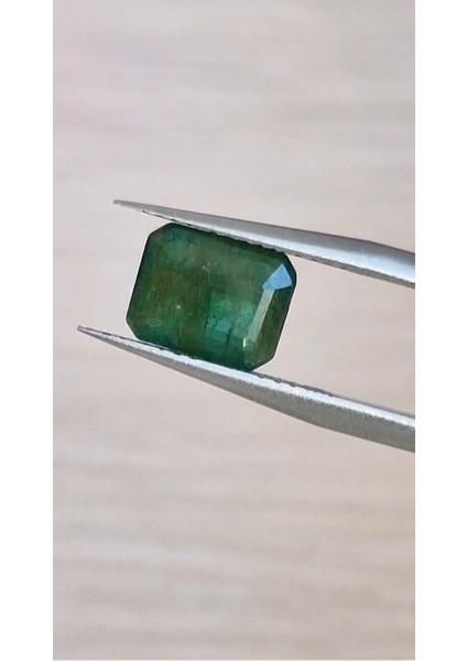 1.92 Ct 8.4x7.7 mm Octagon Natural Emerald Zambia